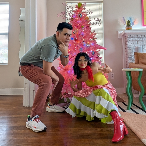 Meet your Posher, Sam - Picture 3 of 7